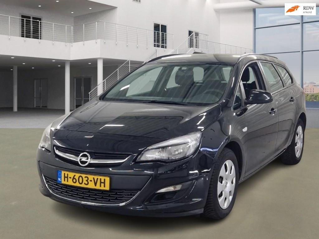 Opel Astra Sports Tourer 1.3 CDTi S/S Cosmo NAVI 2 X SLEUTEL, Voorwielaandrijving, Euro 5, 730 kg, Gebruikt
