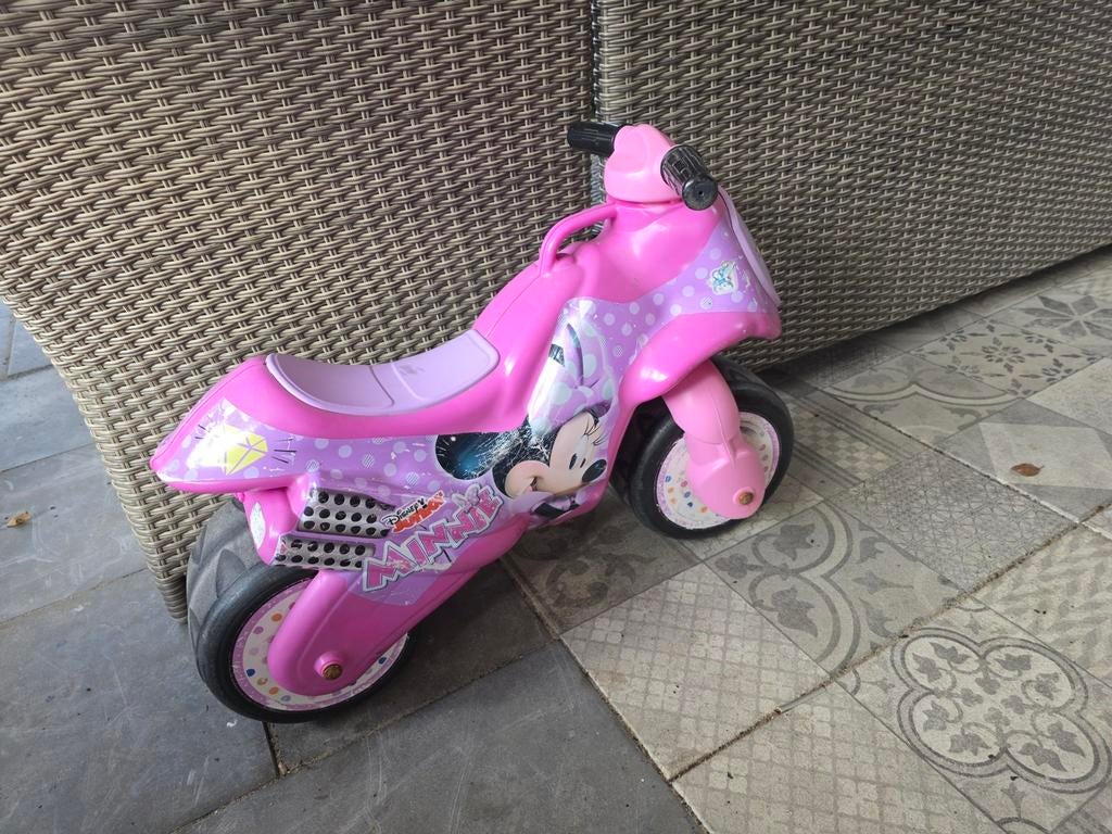 Loopmotor Minnie Mouse, Ophalen