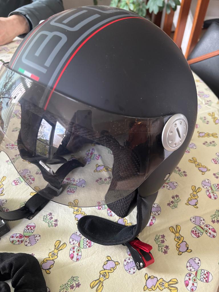 Scooterhelm nooit gebruikt, Fietsen en Brommers, Ophalen of Verzenden, Nieuw, Large, BEON