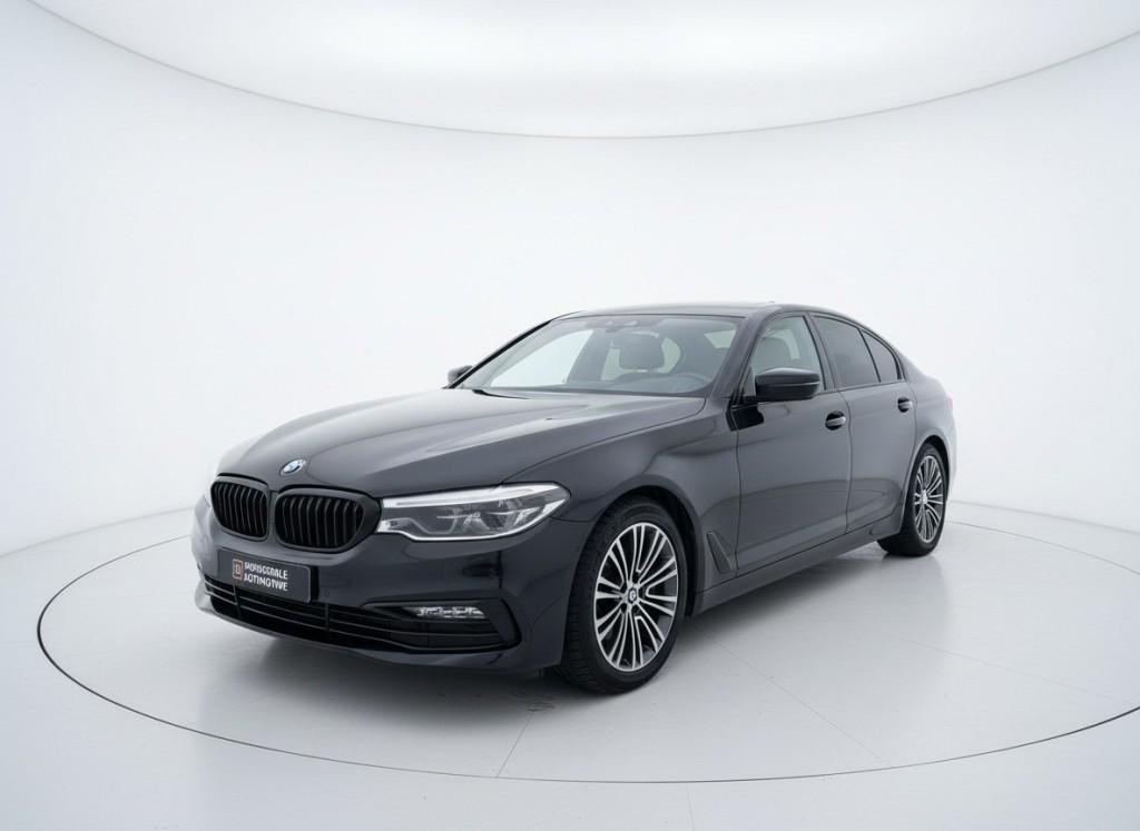 Bmw 5-SERIE 520D EDE HIGH EXE Sport Line, Xenon, Navi, Leder, Automaat, Achterwielaandrijving, Euro 6, 2000 kg