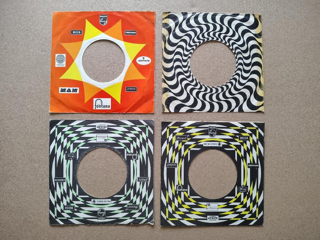 4x LEGE SINGLE HOESJES / Universeel / 45 RPM / 7" /jaren 70, Verzenden, Gebruikt, Pop