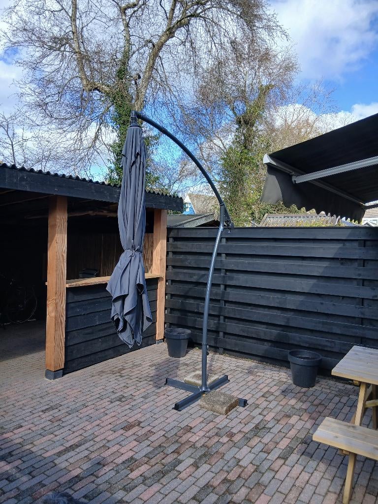 Zweef parasol 240 x 240, Tuin en Terras, Ophalen, 2 tot 3 meter, Verstelbaar, Zweefparasol