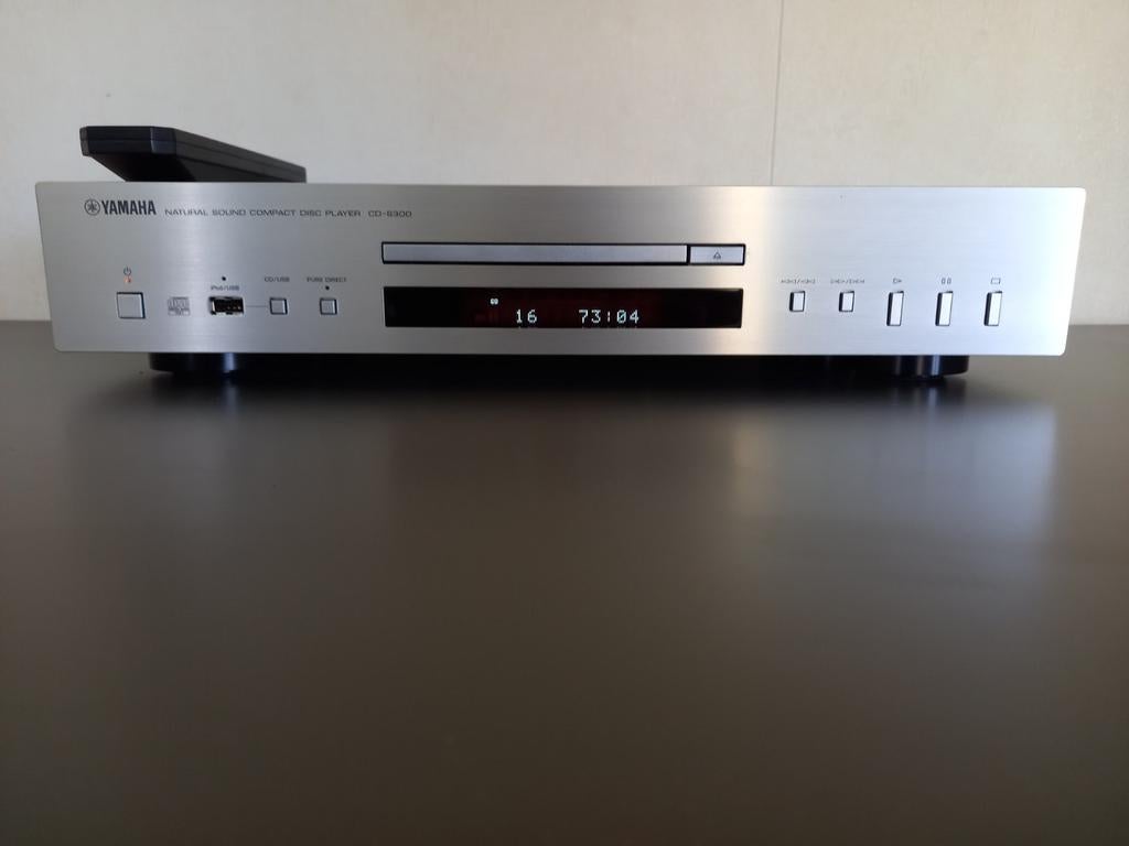 YAMAHA CD-S300 CD-PLAYER BURR-BROWN DAC / USB-INPUT INCL A.B, Ophalen of Verzenden, Zo goed als nieuw, Overige merken