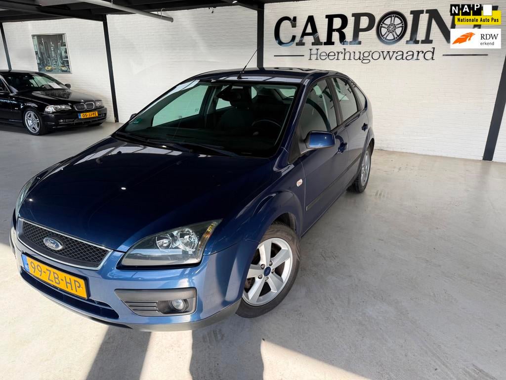 Ford Focus 1.6-16V Futura 5Deurs Airco Lm velgen Trekhaak NA, 1596 cc, Gebruikt, 4 cilinders, 620 kg