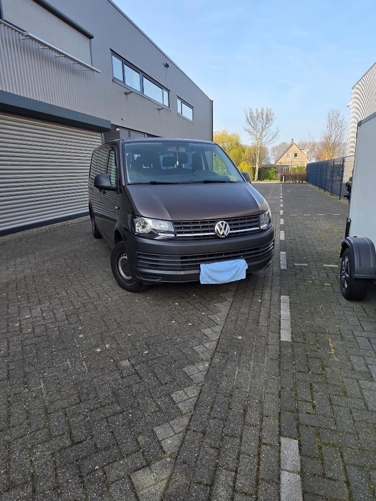 “VW Transporter T6 L2 8-persoons 2018 – Koppeling defect”, Voorwielaandrijving, 15 km/l, Bruin, 1794 kg