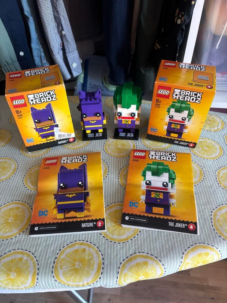 LEGO Brickheadz Batgirl (41586) & The Joker (41588) met boek, Ophalen of Verzenden, Gebruikt, Overige merken