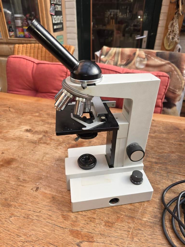 Leitz SM-LUX  Microscoop met verlichting, Ophalen of Verzenden, Gebruikt, Minder dan 400x, Biologische microscoop