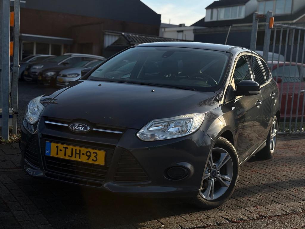 Ford Focus Wagon 1.0 EcoBoost Edition | NWE D-Riem | Navigat, Euro 5, Gebruikt, Zwart, Origineel Nederlands