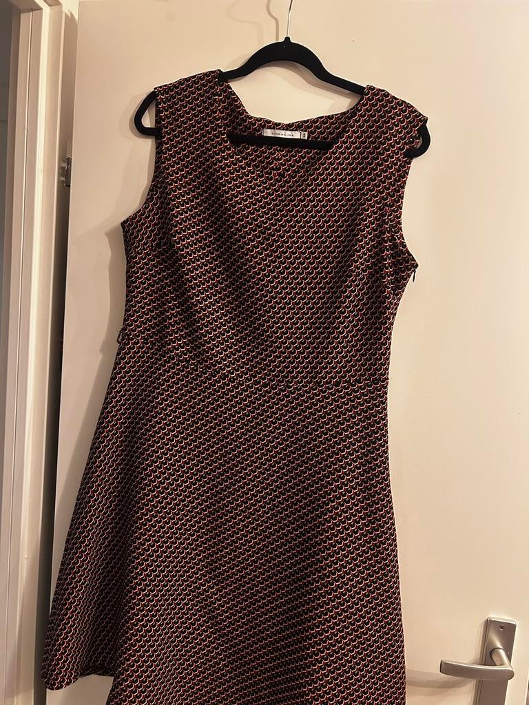 Lolo Liza jurkje maat 44, Kleding | Dames, Jurken, Overige kleuren, Maat 42/44 (L), Ophalen of Verzenden, Knielengte