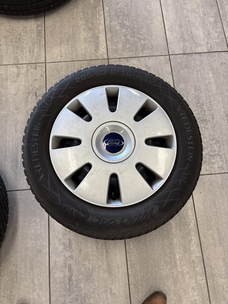 Zo goed als nieuwe velgen met gebruikte Vredestein winterban, Gebruikt, -, Banden en Velgen, -