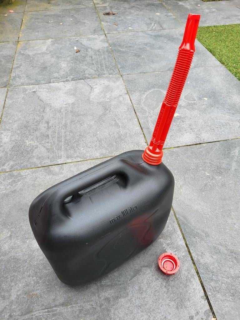 Jerrycan 10 liter, Ophalen