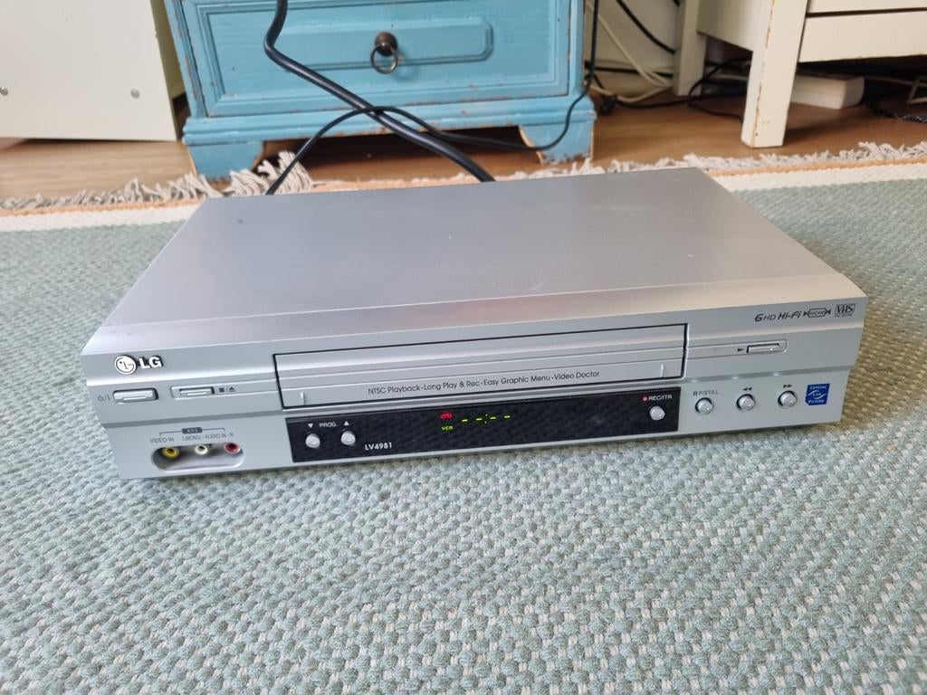LG LV4381 VHS-speler - Goed werkende videorecorder, Audio, Tv en Foto, Videospelers, Info@lge.nl, LG, Ophalen of Verzenden, VHS-speler of -recorder