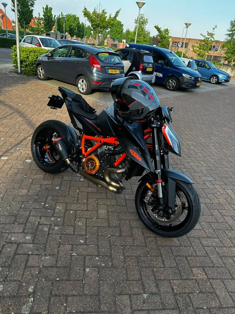 KTM Superduke 1290R Nieuwstaat-Austin racing-EVOTECH-PPF