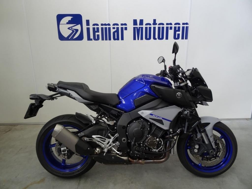 YAMAHA MT 10 (bj 2020), 4 cilinders, Motorrijbewijs A, Bedrijf, Onbekend