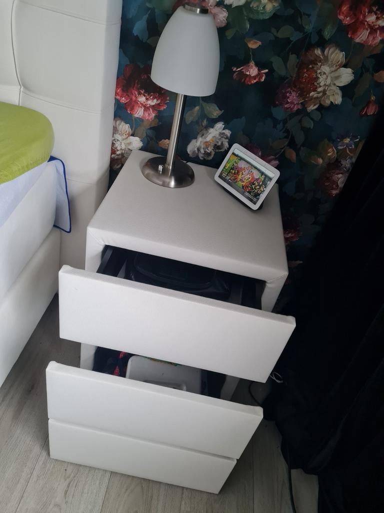 1 Swiss Sense Nachtkastjes Wit Leer - Zo Goed Als Nieuw, Ophalen, Overige materialen, Zo goed als nieuw, 45 tot 65 cm