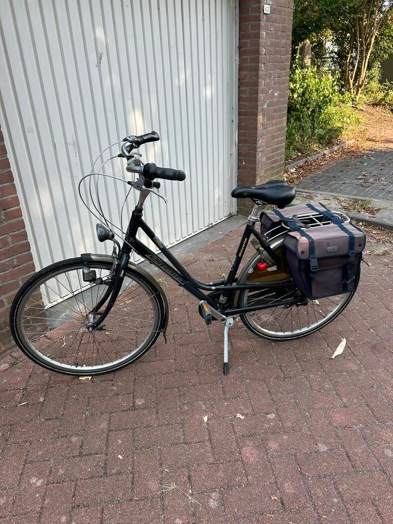 Gazelle damesfiets met fietstassen, Fietsen en Brommers, Fietsen | Dames | Damesfietsen, Ophalen of Verzenden, Gebruikt, Gazelle