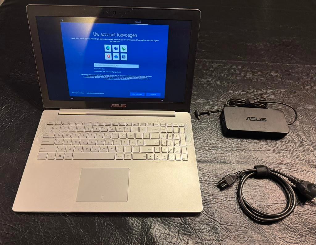 Asus notebook us501v zilver Bang & Olufsen laptop, Computers en Software, Windows Laptops, Zo goed als nieuw, Ophalen of Verzenden