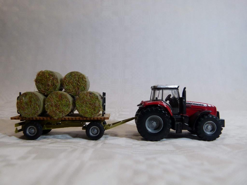 Massey Ferguson 8480 Busch Hooiwagen en balen hooi, Ophalen of Verzenden, Nieuw, Bus of Vrachtwagen, Overige merken