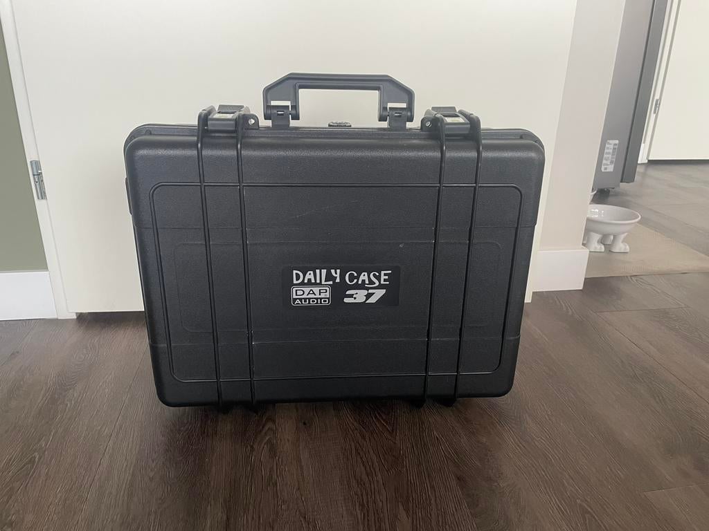 Flight case Dap daily case 37, Ophalen, Zo goed als nieuw, Overige instrumenten