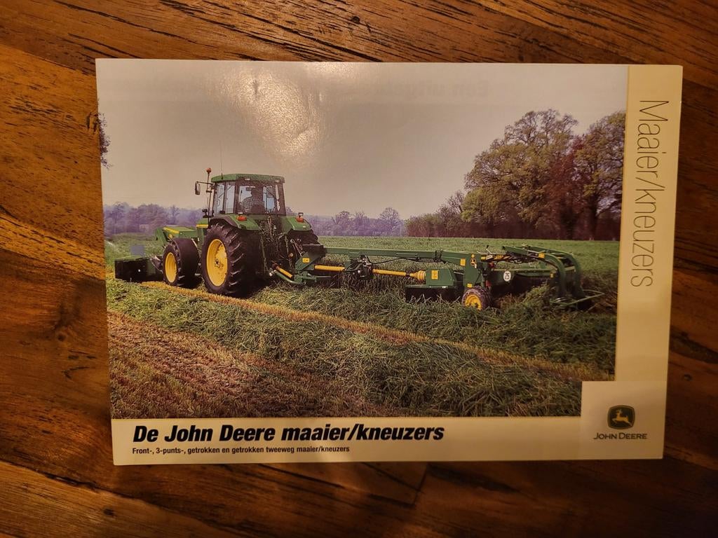 tractor folder John Deere maaier/kneuzers, Boeken, Catalogussen en Folders, Ophalen of Verzenden, Zo goed als nieuw