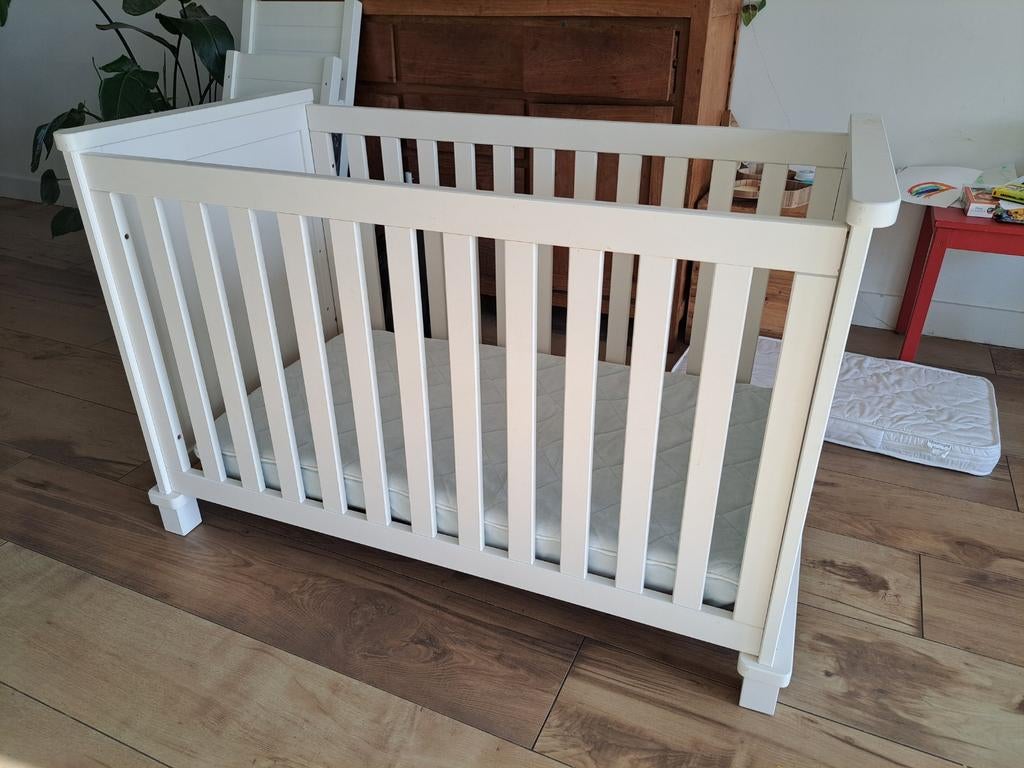 Ledikant wit baby /peuter stevige kwaliteit, Ophalen, Ledikant