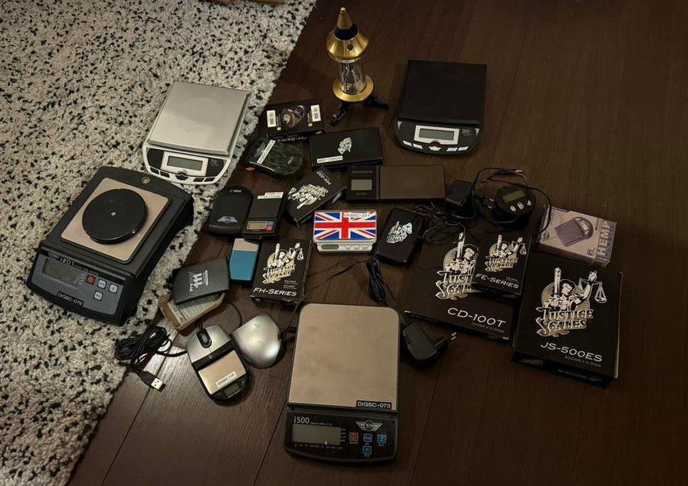 Partij Nieuwe Weegschalen, Spelcomputers en Games, Spelcomputers | Nintendo Game Boy, Ophalen of Verzenden, Zo goed als nieuw