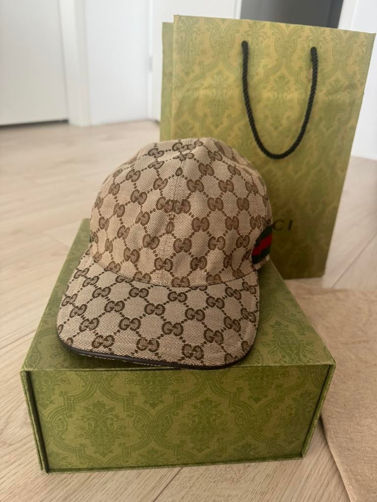 Gucci per orgineel, Ophalen of Verzenden, Zo goed als nieuw, 58 of 59 cm (L, 7¼ of ⅜ inch), Pet