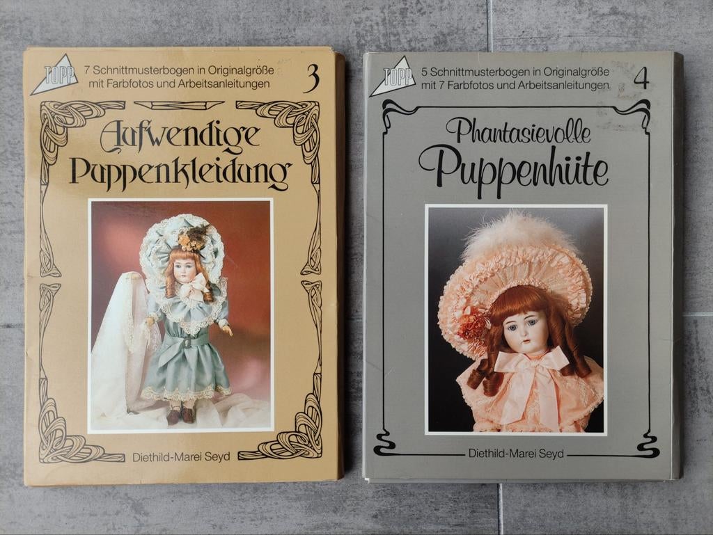 Twee mapjes met poppen foto's - diethild-marei seyd, Ophalen of Verzenden