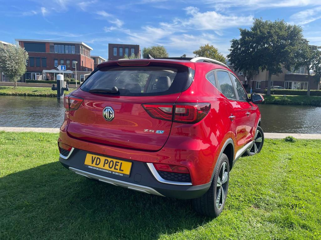 MG MG ZS EV Luxury 45 kWh NAVI PANORAMADAK CRUISE CLIMA LMV, Gebruikt, Zwart, ZS, 1507 kg