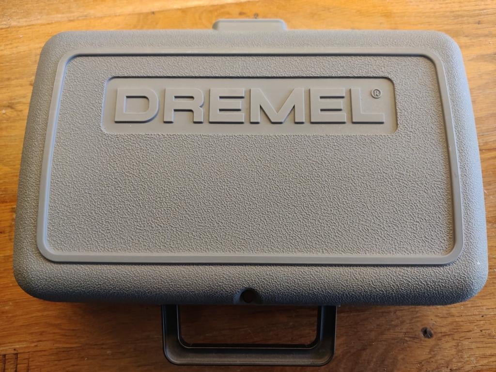 Dremel machine met toebehoren, Ophalen of Verzenden