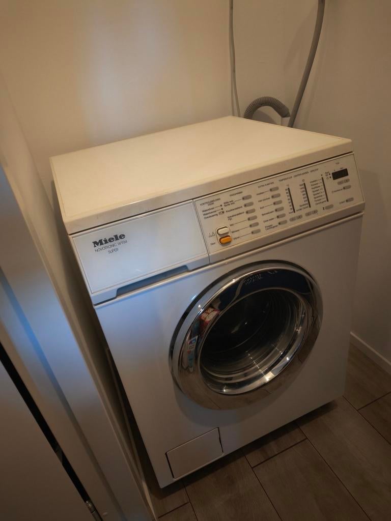 Miele wasmachine Novotronic W934 Super, Ophalen, 1200 tot 1600 toeren, Gebruikt, 4 tot 6 kg