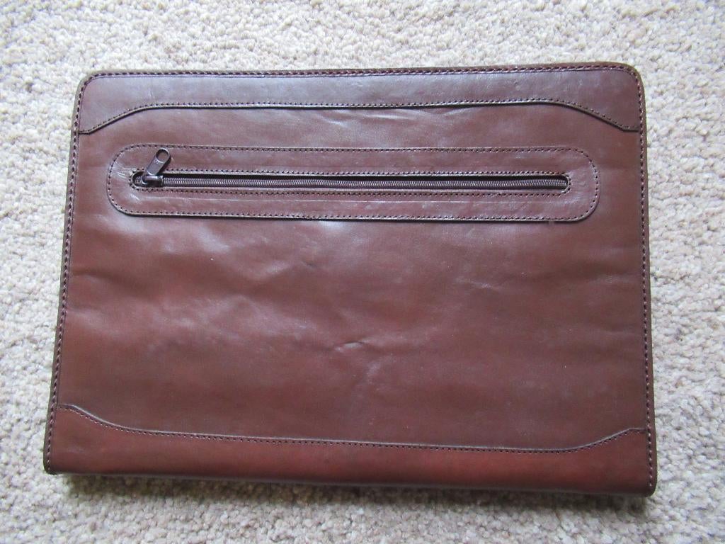 SCHRIJFMAP Leer bruin nieuw vele vakken 40x30 cm € 25, Diversen, Ophalen of Verzenden, Nieuw