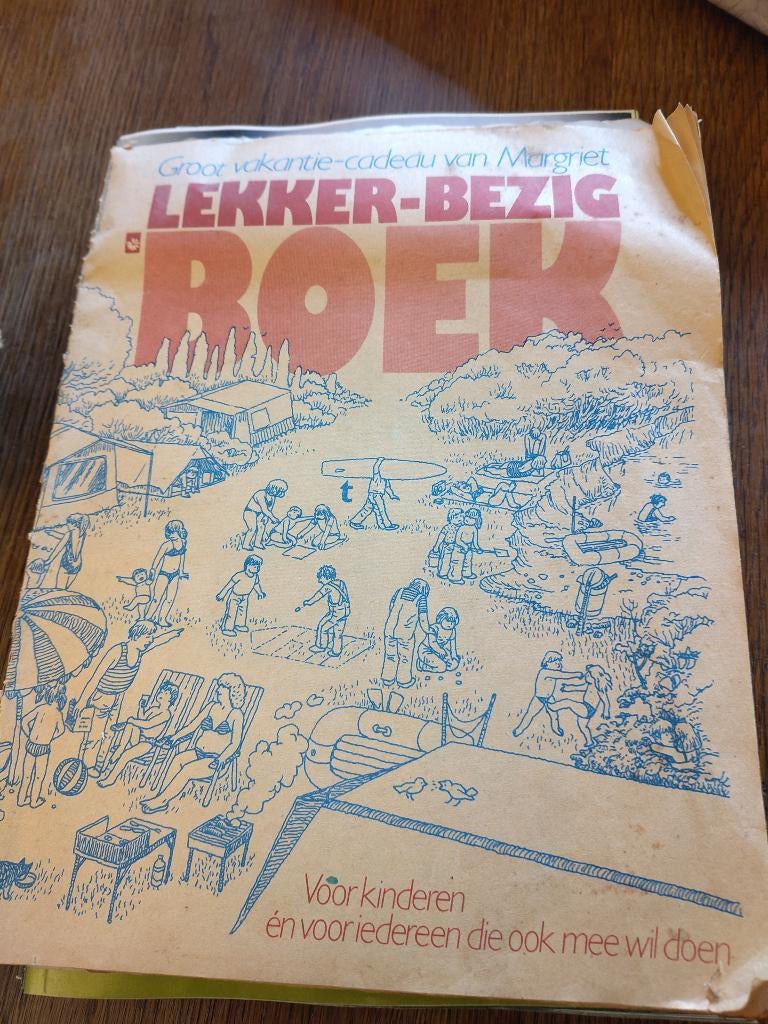 Lekker-bezig boek, vakantie boek Margriet 1982, Ophalen of Verzenden, Gelezen, Tijdschrift Margriet