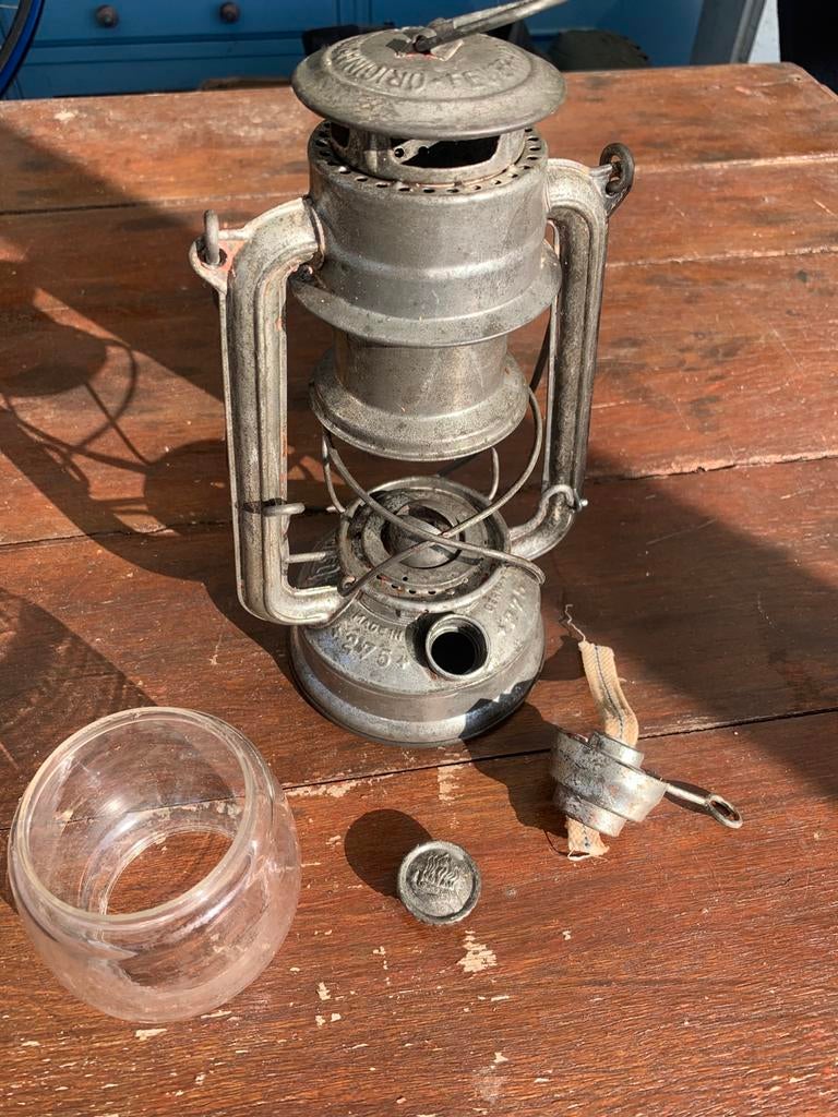 Zeldzame feuerhand pre-oorlogs model 275 germany stormlamp, Antiek en Kunst, Verzenden