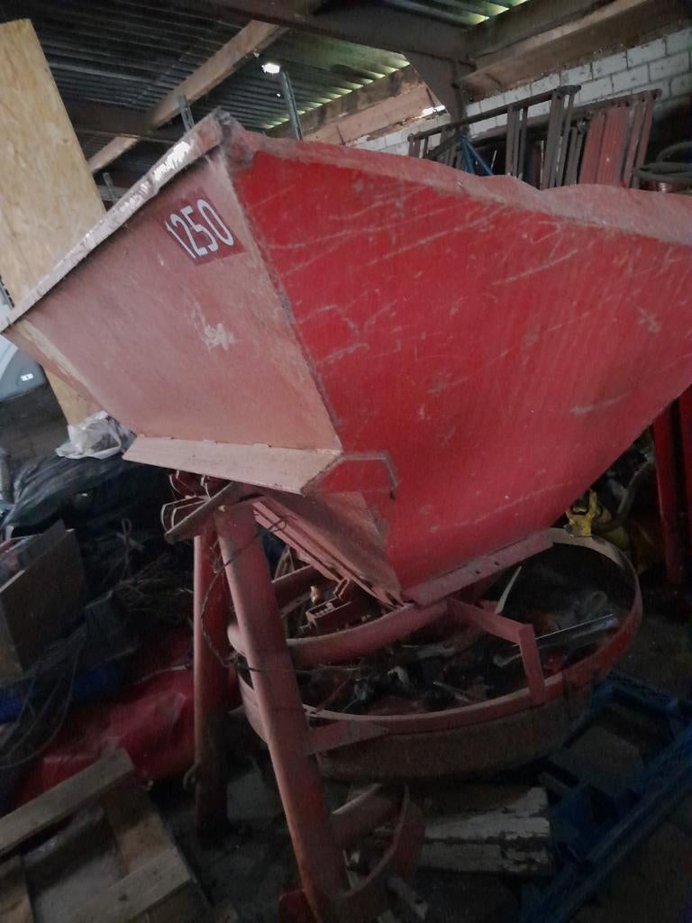 Kunstmeststrooier, Ophalen of Verzenden, Gebruikt