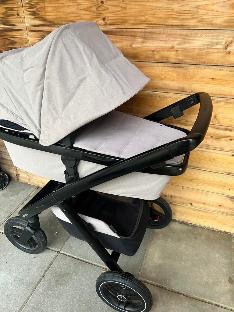 Dubatti kinderwagen Two 2in1 soft taupe, Kinderen en Baby's, Kinderwagens en Combinaties, Gebruikt, Combiwagen, Overige merken