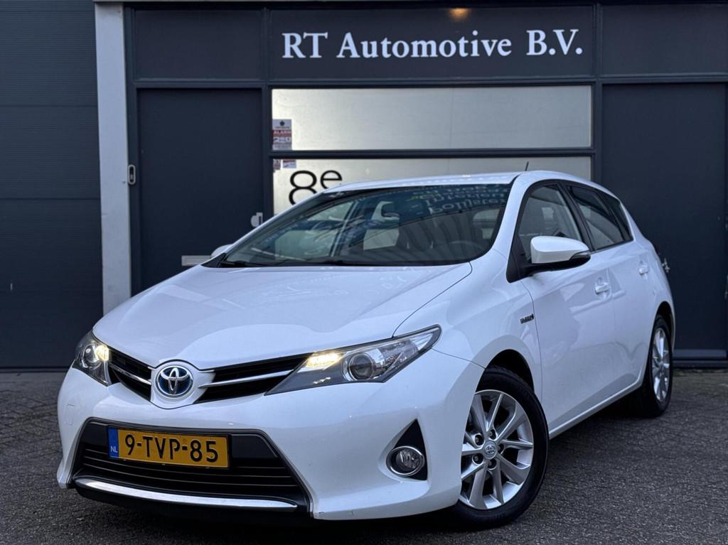 Toyota Auris 1.8 Hybrid Dynamic Navi / Camera Dealer OH, Euro 5, 136 pk, Gebruikt, 4 cilinders