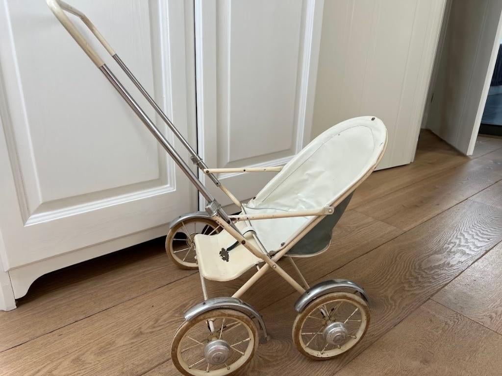 Poppenwagen antiek, schat jaren 50, Antiek en Kunst, Antiek | Speelgoed, Ophalen