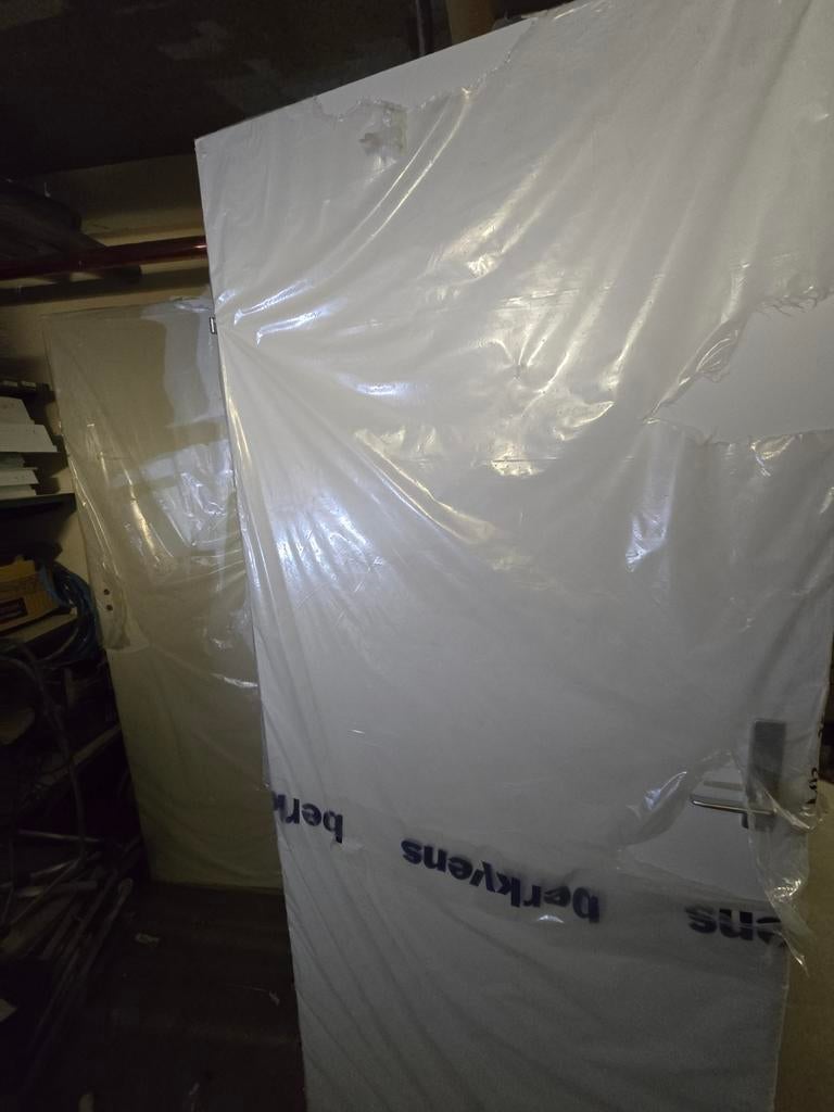 Nieuwe binnendeur, wit, nog in verpakking, Ophalen of Verzenden, Nieuw, Binnendeur, 215 cm of meer