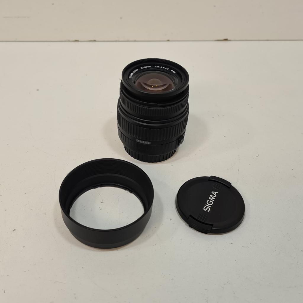 Sigma 18-50mm DC Lens voor Canon EF-S, Sigma, Zo goed als nieuw, https://www.sigma-global.com/en/contact/, 2-4-16 Kurigi, Asao-ku, Kawasaki-shi, Kanagawa 215-8530, Japan
