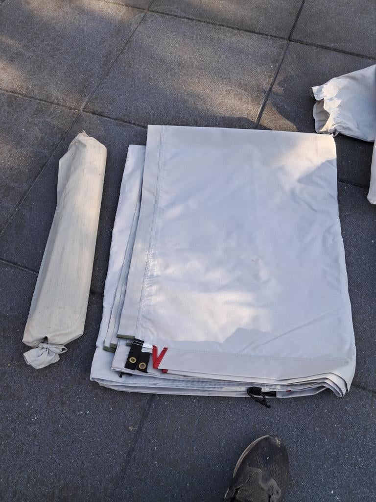 Base camp windscherm, Caravans en Kamperen, Ophalen