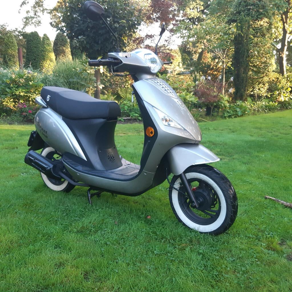 scooter, Fietsen en Brommers, Ophalen, Zo goed als nieuw, Overige typen, Overige merken
