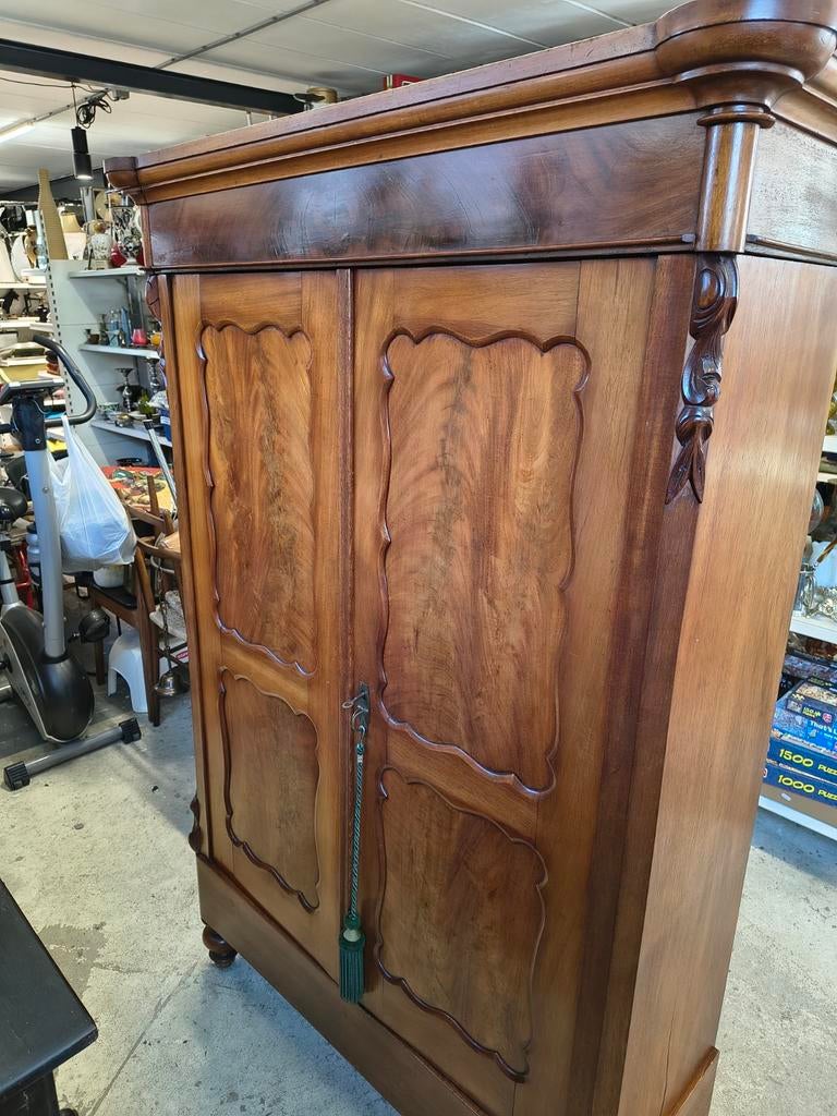 Meidenkast linnenkast antieke jast, Antiek en Kunst, Antiek | Meubels | Kasten, Ophalen