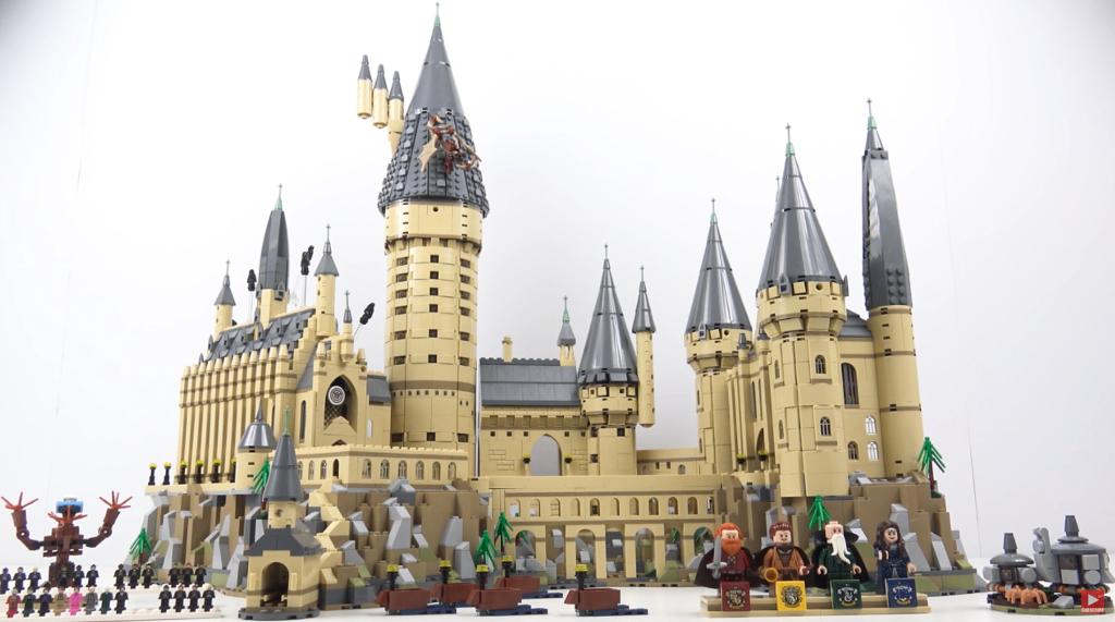 Te huur: Lego Kasteel Zweinstein, Kinderen en Baby's, Speelgoed | Duplo en Lego, Ophalen, Zo goed als nieuw, Complete set, Lego
