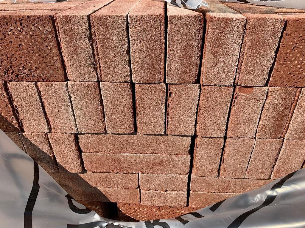 Waalformaat rood paars, Doe-het-zelf en Verbouw, Metselstenen, Ophalen, Nieuw, Bakstenen