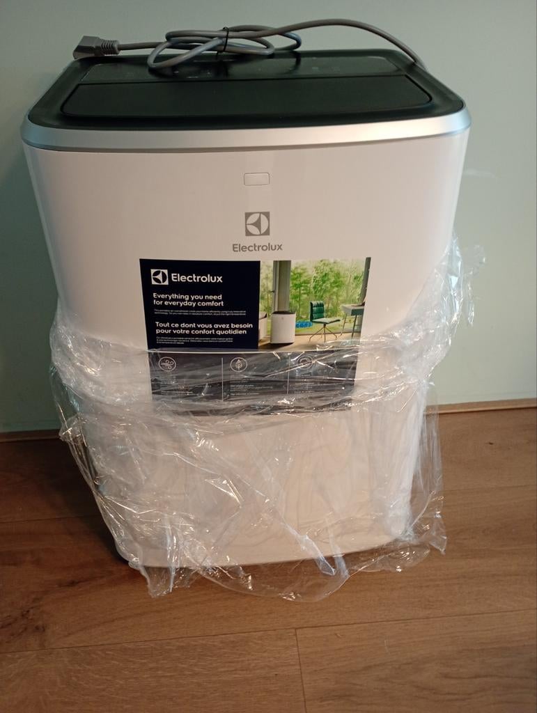 Nieuw Electrolux exp26u338cw mobiele airco, Witgoed en Apparatuur, Ophalen of Verzenden, Nieuw, Mobiele airco
