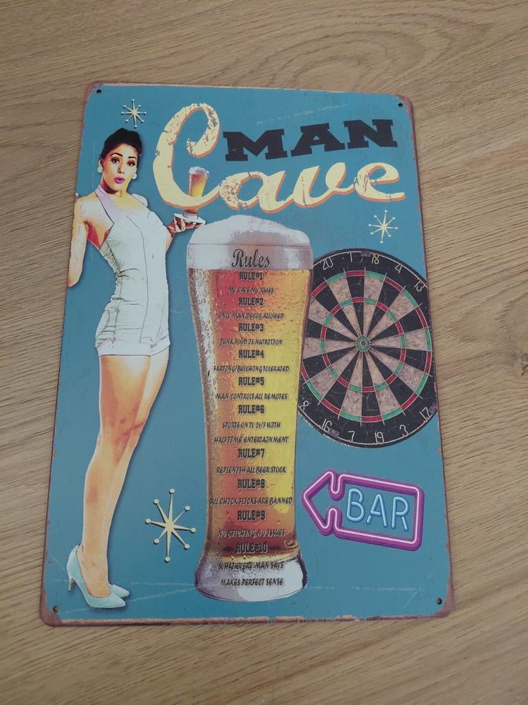 Man Cave metalen bier bord., Ophalen of Verzenden, Zo goed als nieuw, Reclamebord