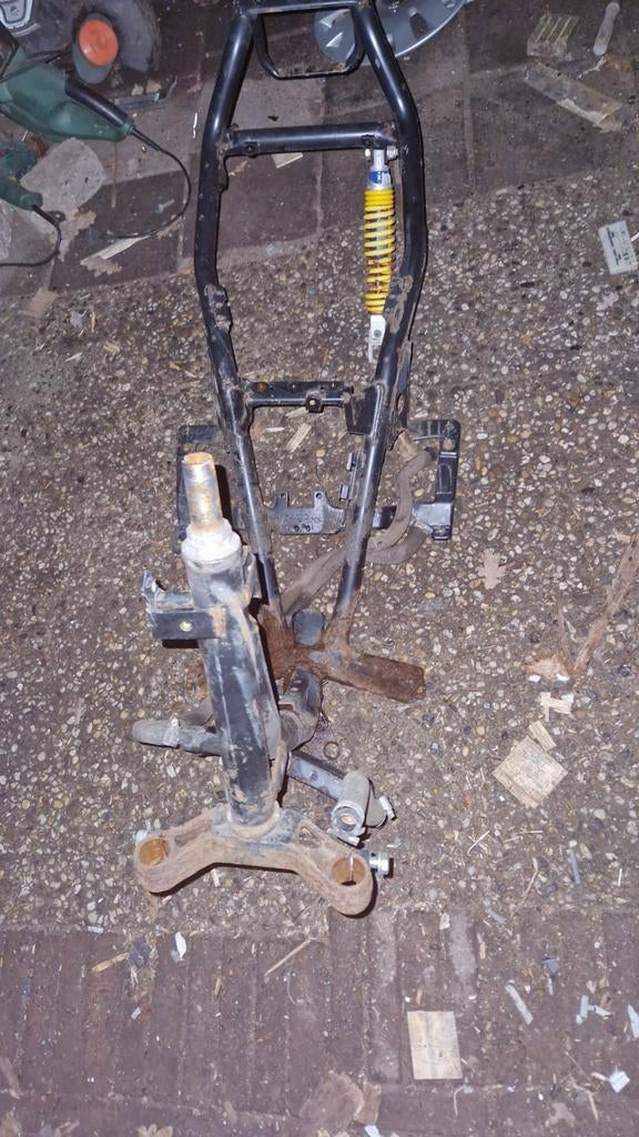 Malaguti f15 frame, Fietsen en Brommers, Ophalen, Gebruikt, Frame
