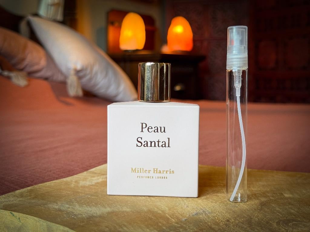 Miller Harris - Peau Santal sample/decant, Sieraden, Tassen en Uiterlijk, Uiterlijk | Parfum, Ophalen of Verzenden, Zo goed als nieuw