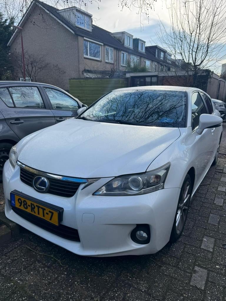 Lexus CT-H 200H 1.8 Hybrid 2011 Wit, Auto's, Lexus, Wit, Origineel Nederlands, 24 km/l, 1798 cc